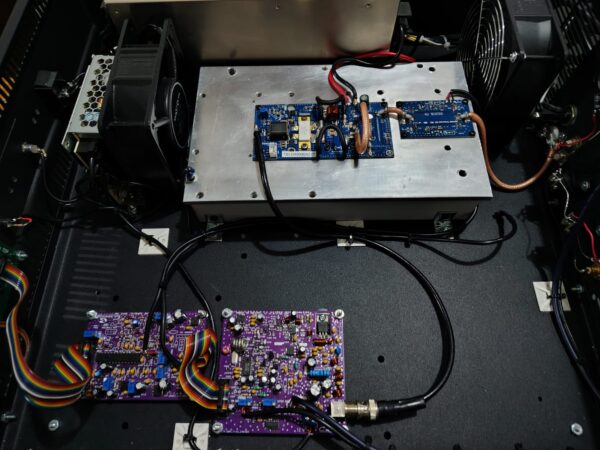 Transmisor FM de 500 vatios - Imagen 4