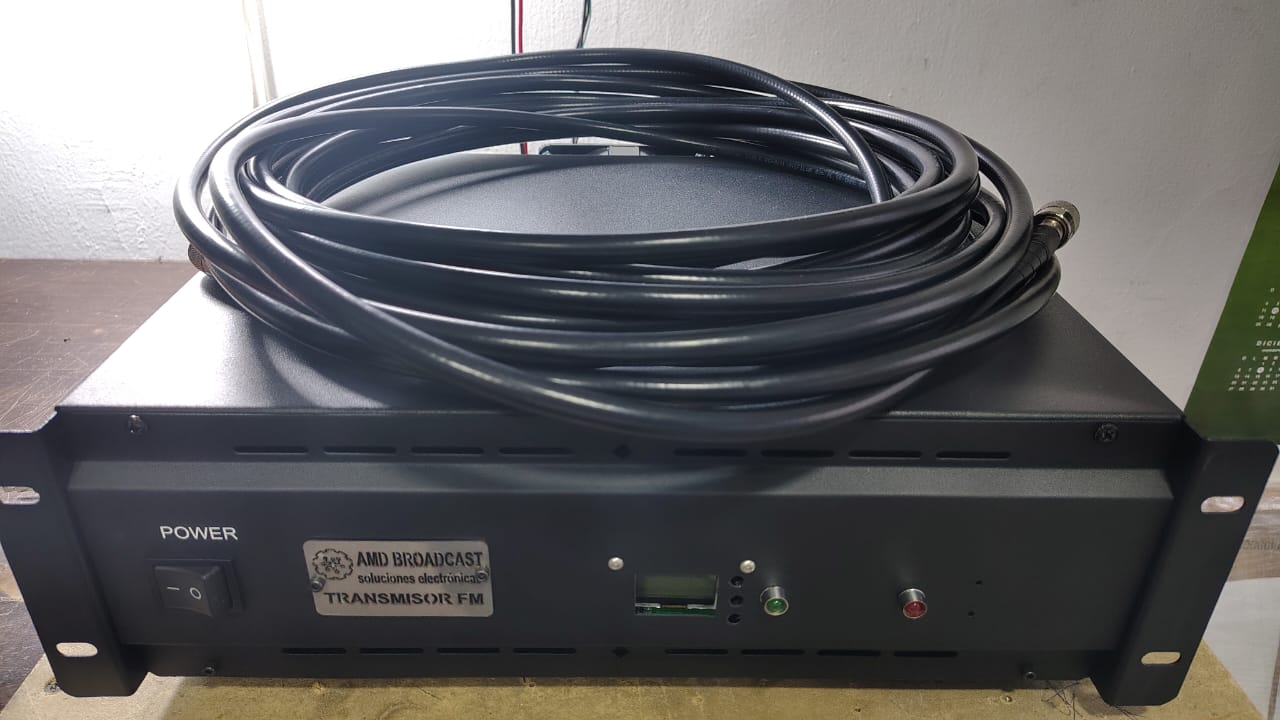 combo transmisor fm 150w + 15 metros de cable r8 + antena tipo gamma combo transmisor fm 150w + 15 metros de cable r8 + antena tipo gamma